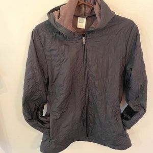 Patagonia Women's Water Girl Hooded Zippered Jacket in Black Size Large